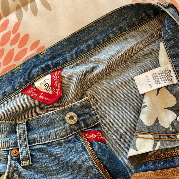 Lucky Jeans! - Picture 4 of 4